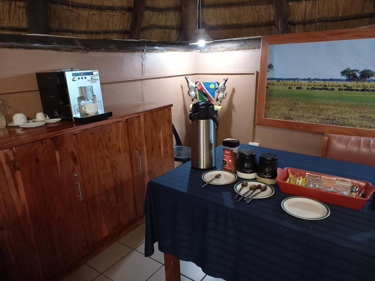 Divundu Guest House Extérieur photo